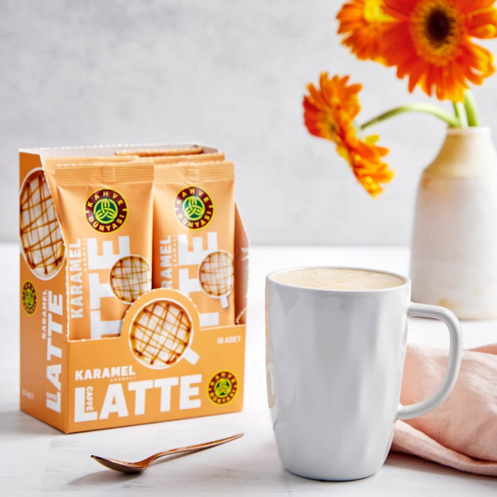 Kahve Dünyası Özel Seri Sıcak Karamel Aromalı Caffe Latte (20 gr)